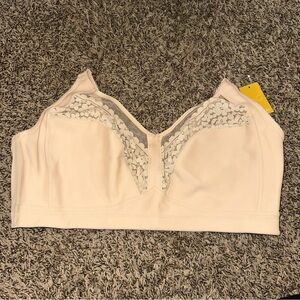 Chic Cream Lace Bra